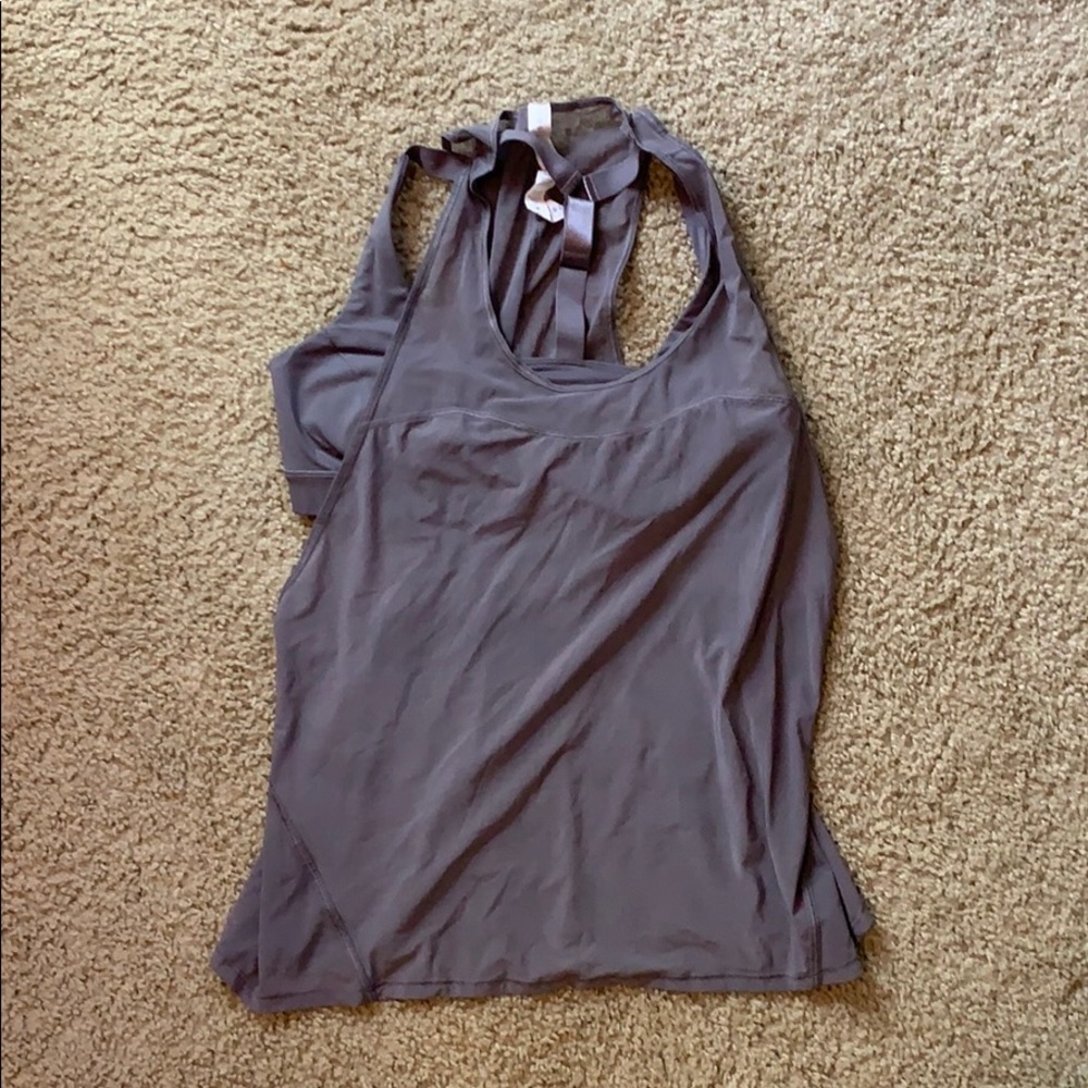 Lululemon Work-out tank with built in sports bra